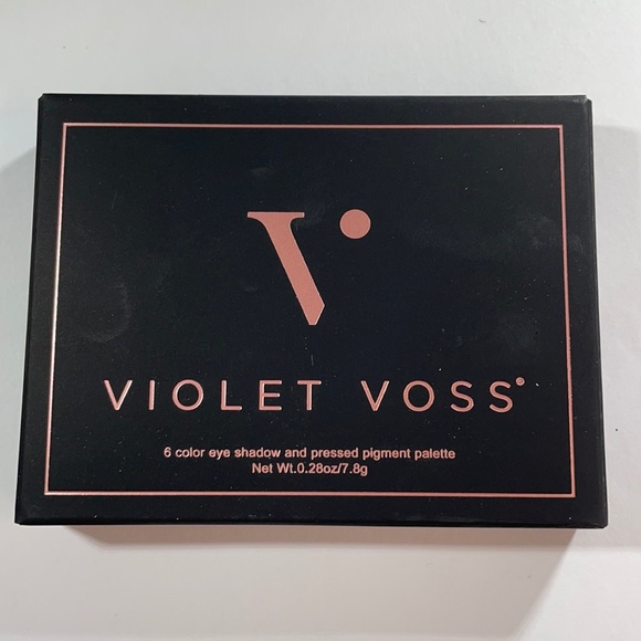 Violet Voss Eyeshadow Palette - Picture 1 of 4